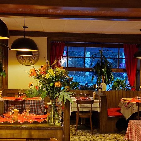 Les Touristes Otel Chatelard Dış mekan fotoğraf