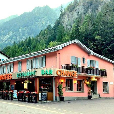 Les Touristes Otel Chatelard Dış mekan fotoğraf