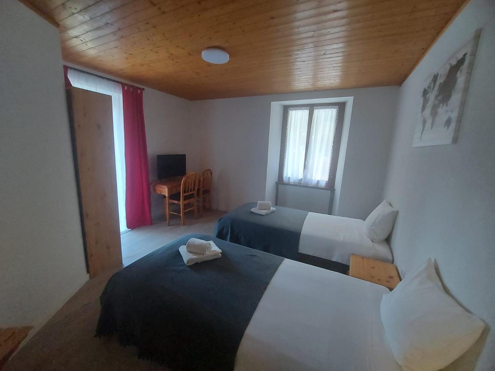 Les Touristes Otel Chatelard Dış mekan fotoğraf